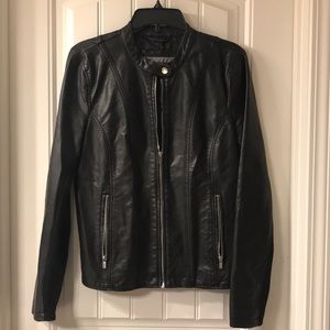 Kenneth Cole faux leather jacket size large